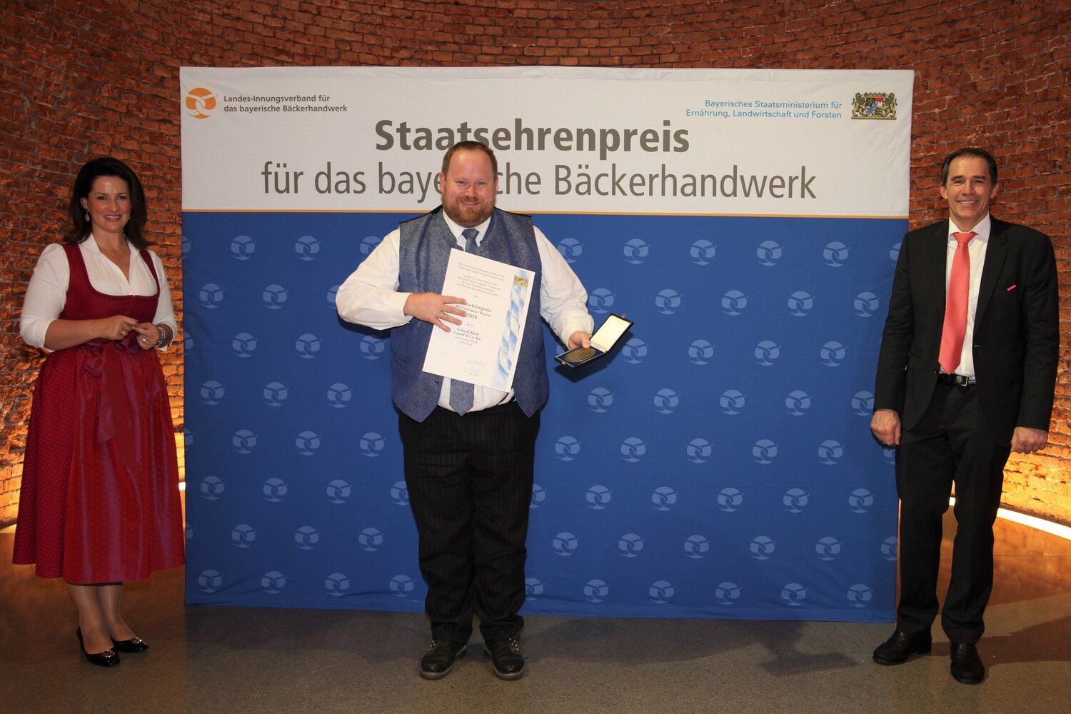  01.07.2021 TÖLZER LAND Bäcker Ludwig Schmid mit Staats­ehren­preis ausgezeichnet