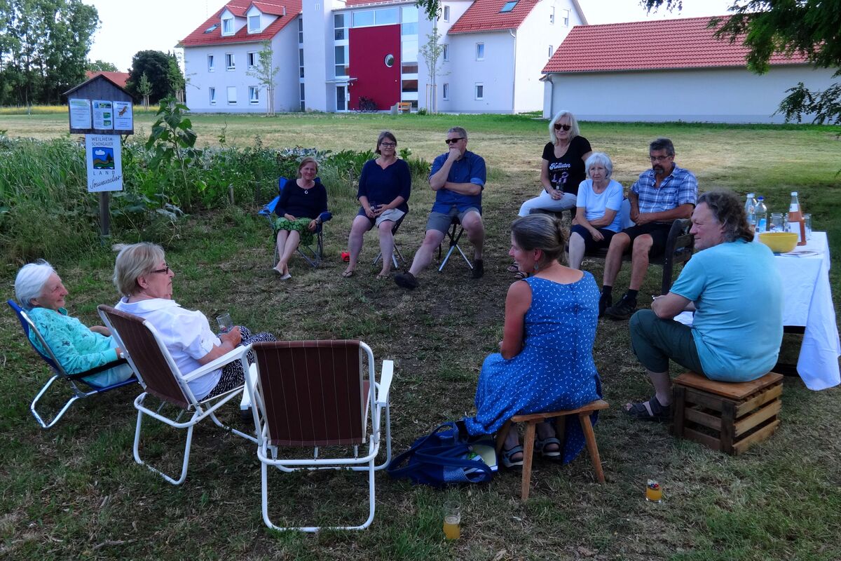 28.08.19 Fachsimpeln am Ackerrand des Raistinger Sonnenackers mit Magdalena Kühn 