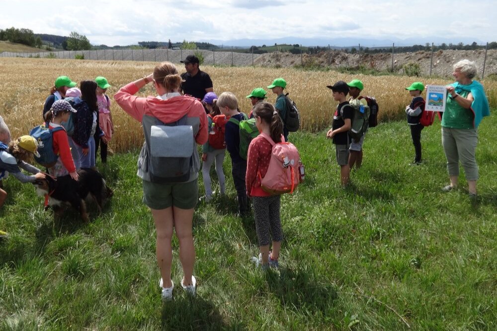 20.07.2023 Münchener Kinder besuchen Fischer-Hof in Hohenfurch