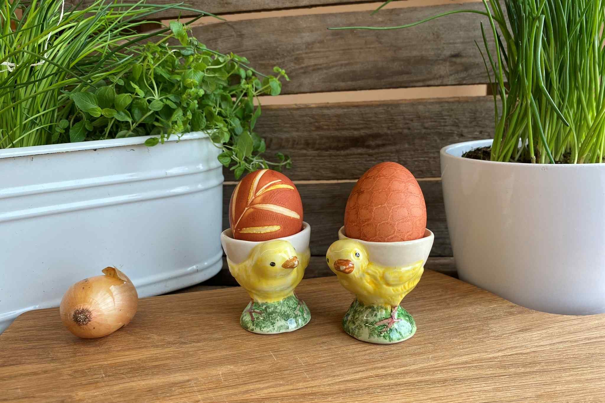 11.03.2026 Ostereier natürlich färben – mit Zwiebelschalen